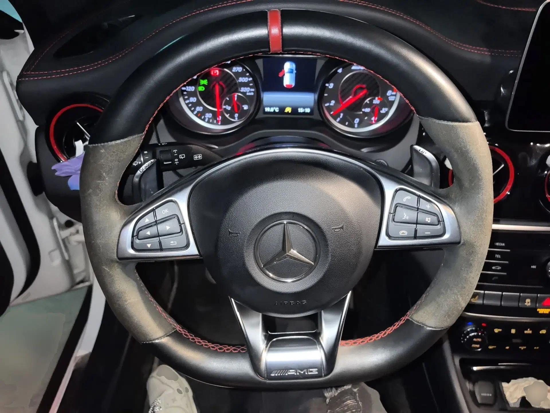 Mercedes-Benz GLA AMG 2017 Facelifted AMG GLA 45 4MATIC — миниатюра 11