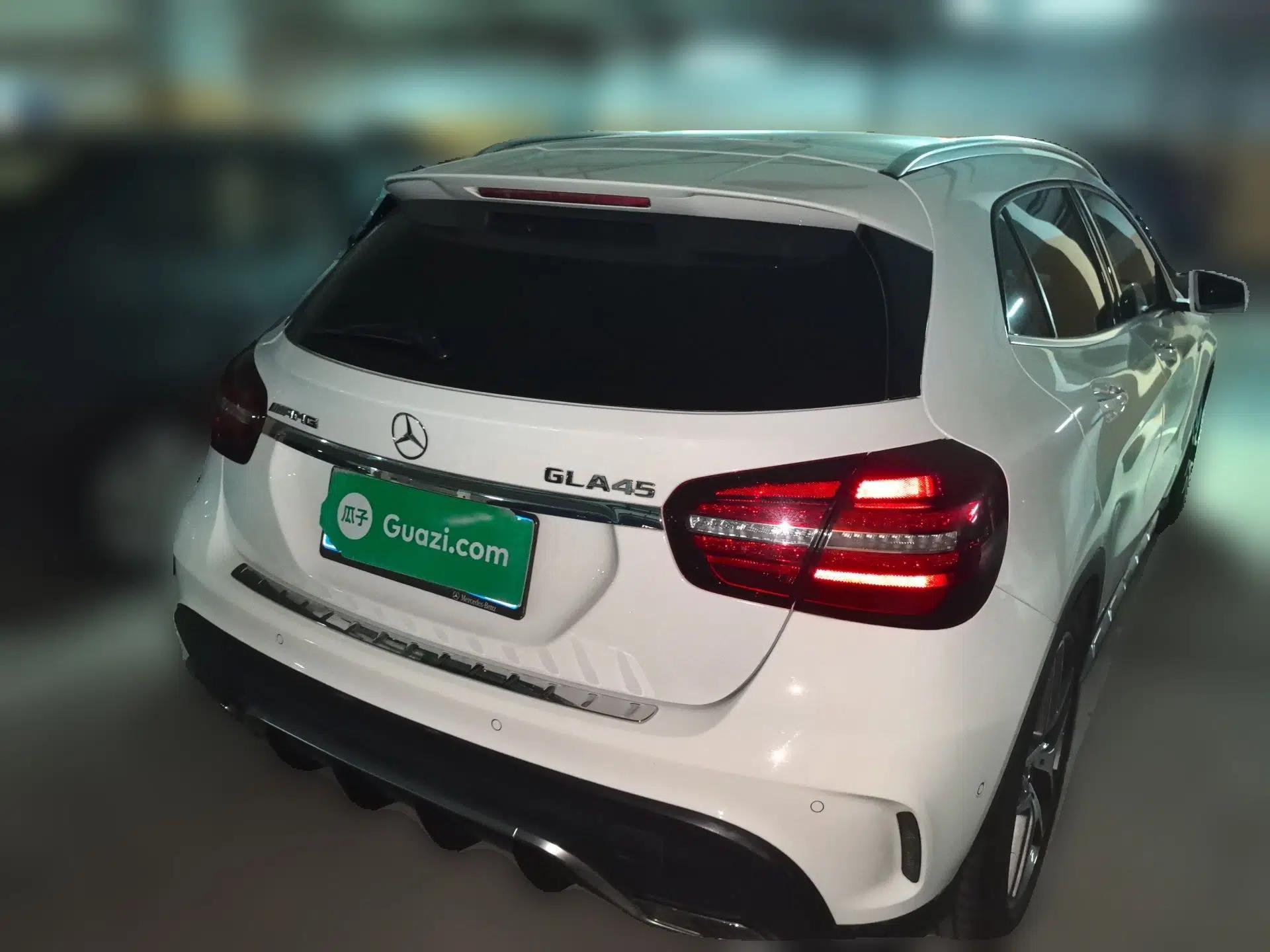 Mercedes-Benz GLA AMG 2017 Facelifted AMG GLA 45 4MATIC — миниатюра 6