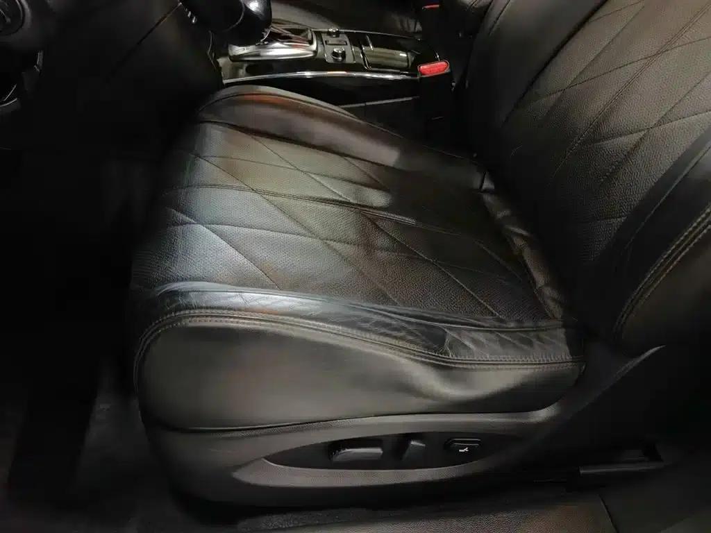 Infiniti QX70 2013 3.7L Standard Edition — миниатюра 20