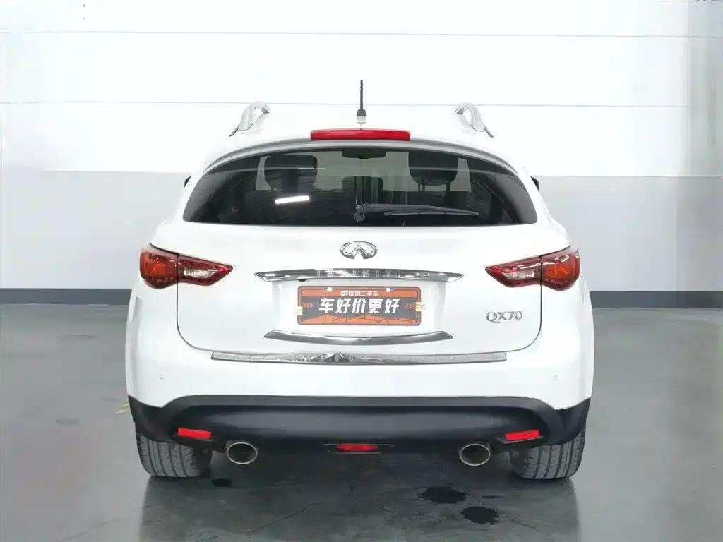 Infiniti QX70 2013 3.7L Standard Edition — миниатюра 4