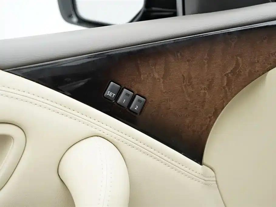2011 Infiniti QX56 — миниатюра 11