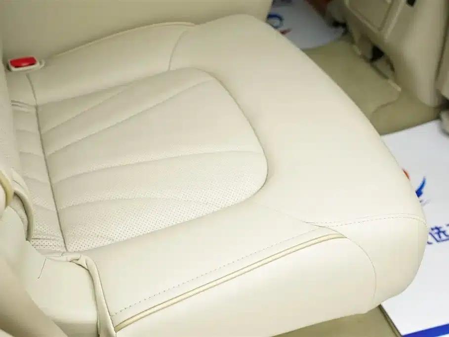 2011 Infiniti QX56 — миниатюра 24