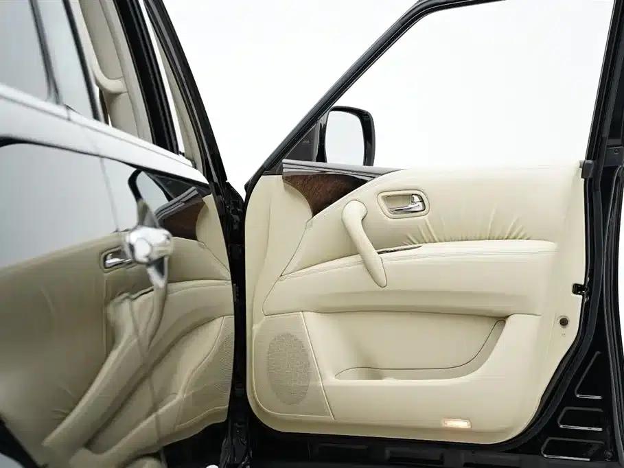 2011 Infiniti QX56 — миниатюра 28