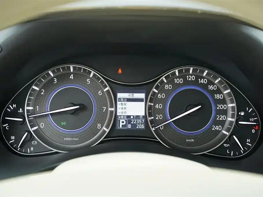2011 Infiniti QX56 — миниатюра 33