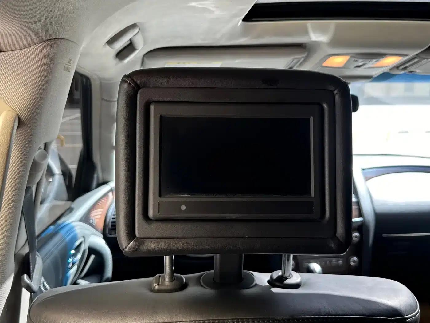 2011 Infiniti QX56 — миниатюра 22