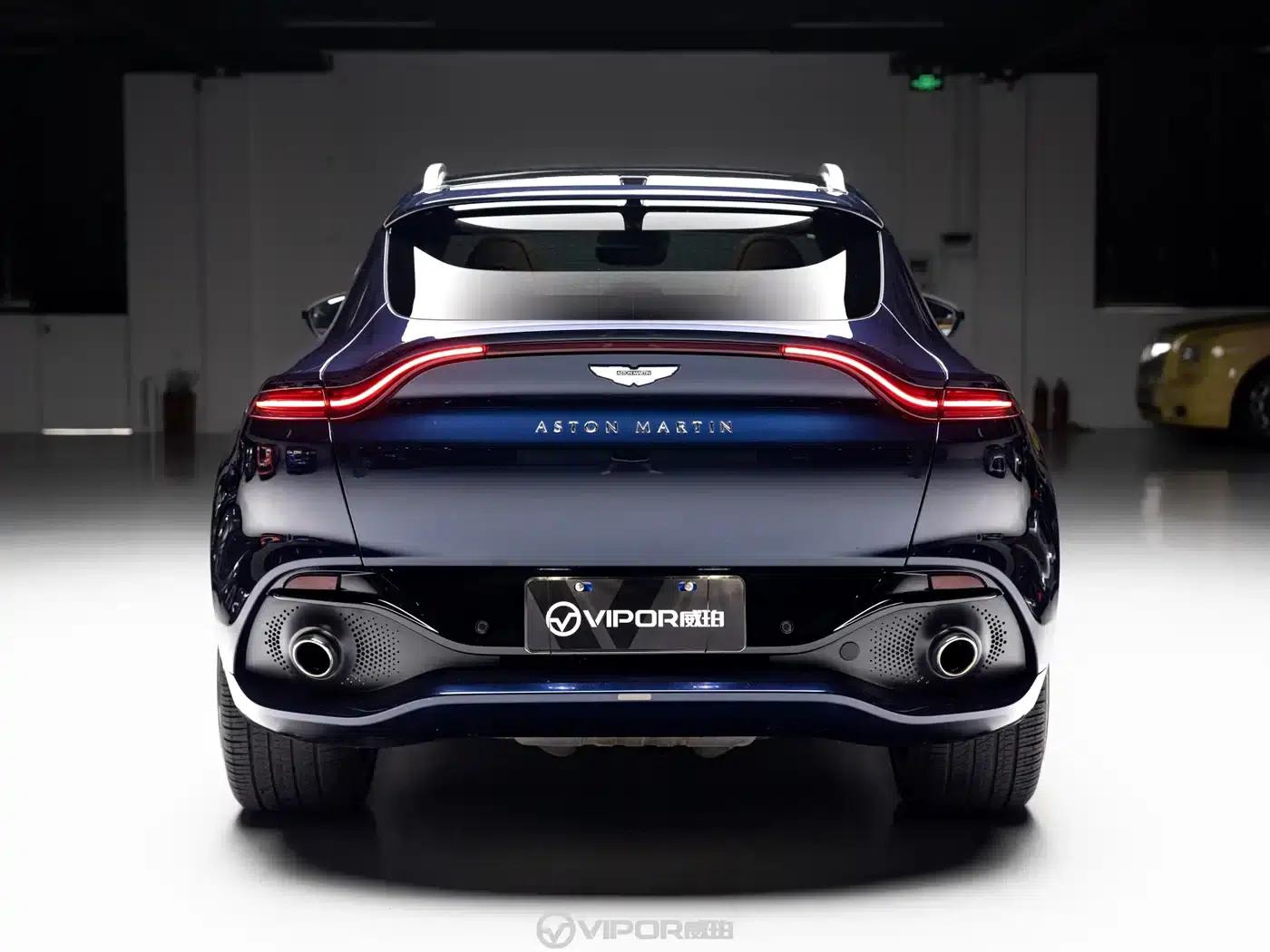 Aston Martin DBX 2020 4.0T V8 1913 First Edition Limited Edition — миниатюра 4