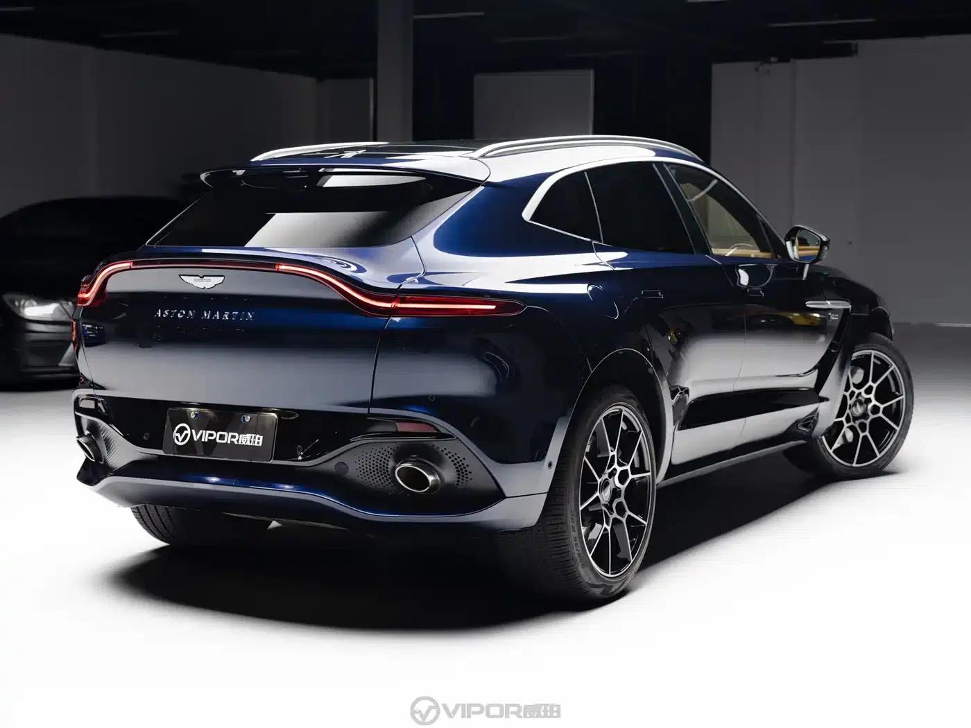 Aston Martin DBX 2020 4.0T V8 1913 First Edition Limited Edition — миниатюра 5
