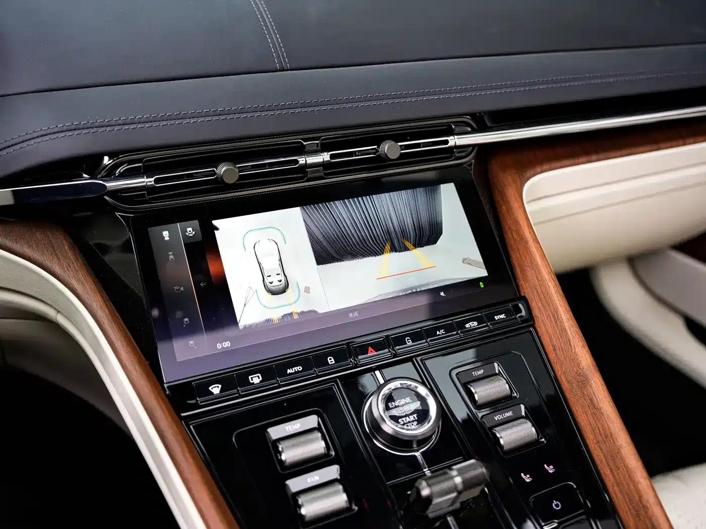 Aston Martin DB12 2025 4.0T V8 Volante — миниатюра 15