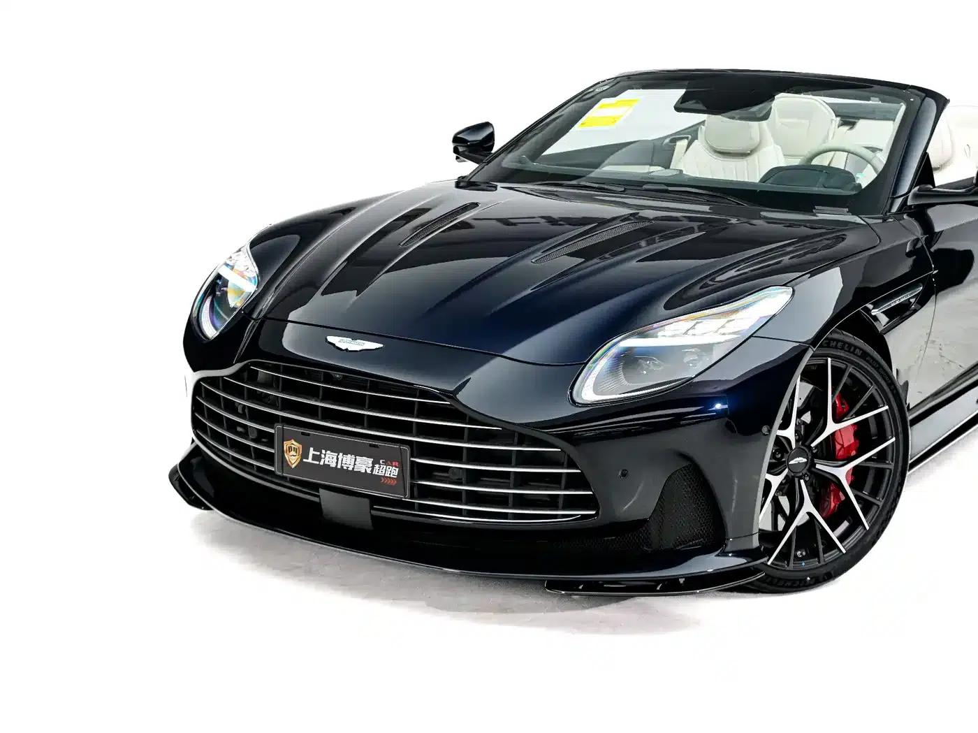 Aston Martin DB12 2025 4.0T V8 Volante — миниатюра 6