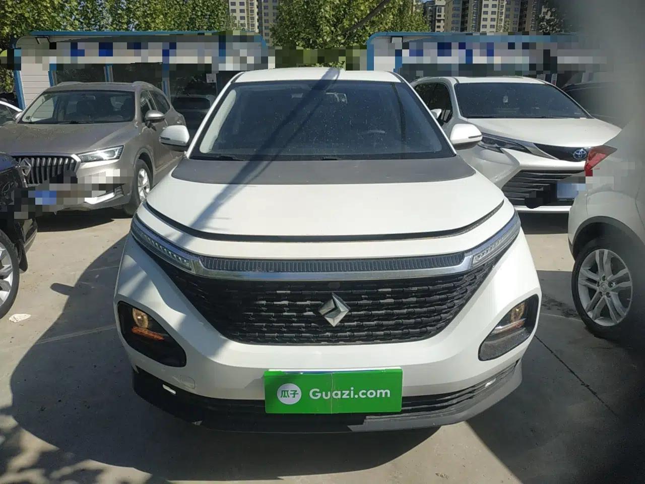 Baojun RM-5 2019 1.5T Manual Elite Version with 24-Hour Online Service 6 Seats — миниатюра 2