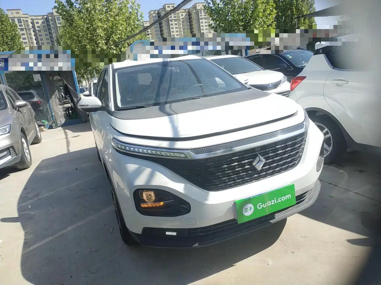 Baojun RM-5 2019 1.5T Manual Elite Version with 24-Hour Online Service 6 Seats — миниатюра 3
