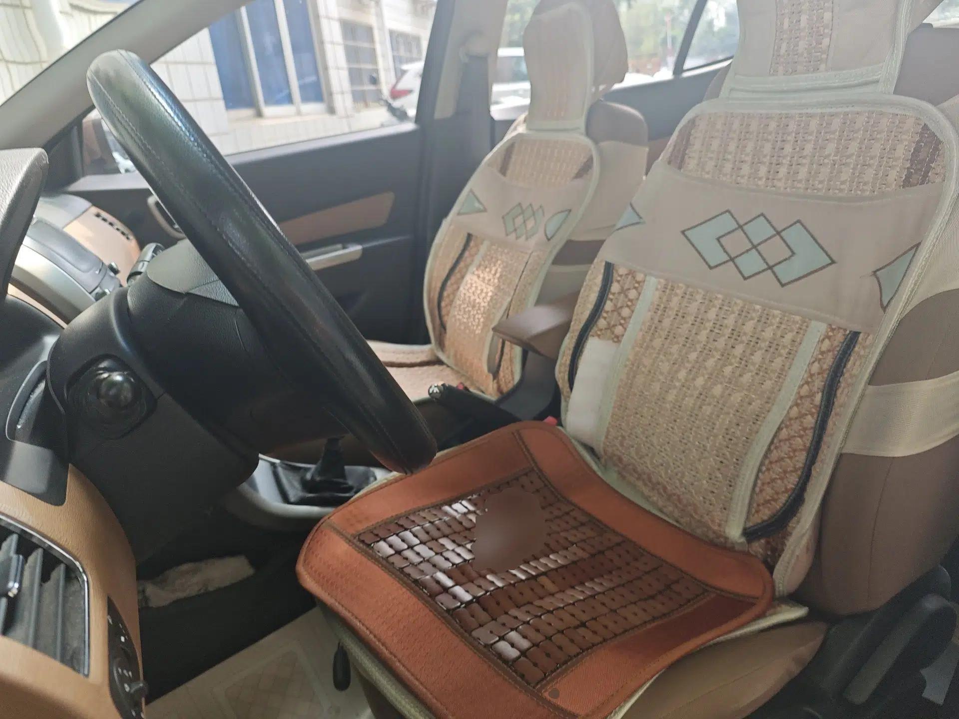 Baojun 630 2013 1.5L manual Comfort trim — миниатюра 16
