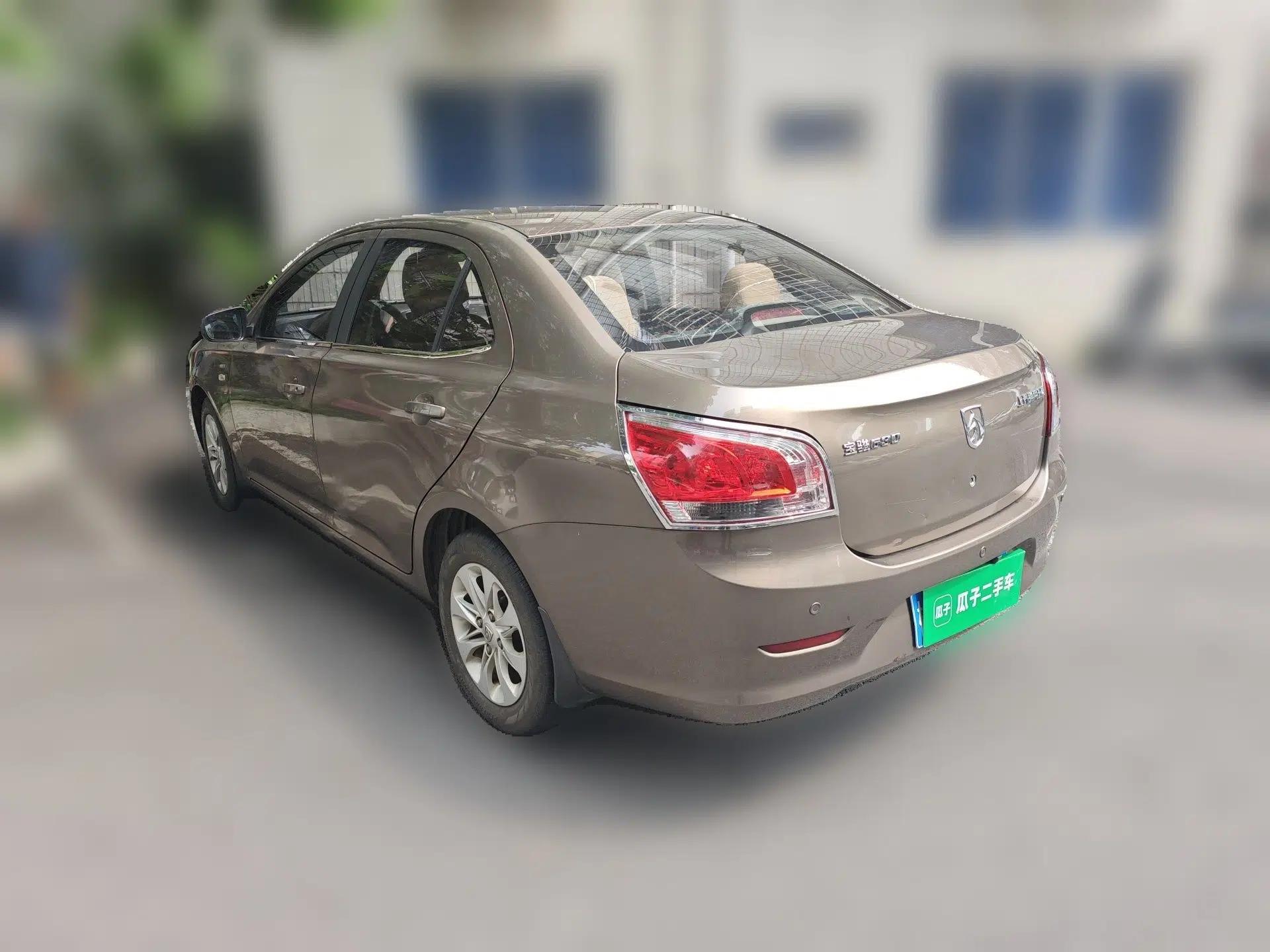 Baojun 630 2013 1.5L manual Comfort trim — миниатюра 4