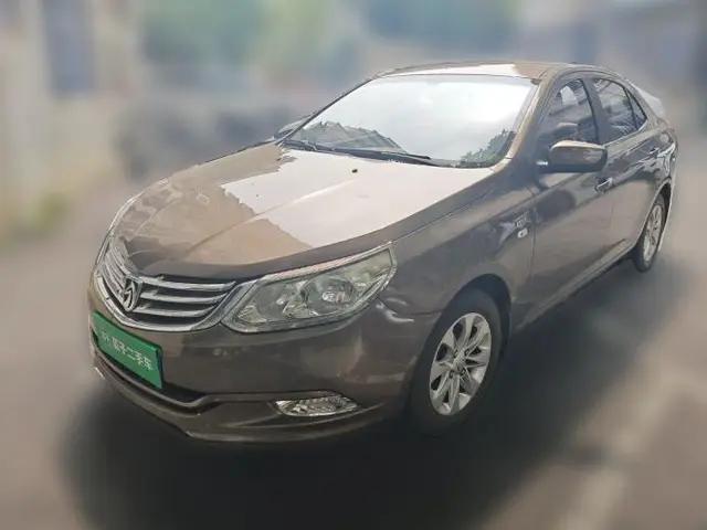 Baojun 630 2013 1.5L manual Comfort trim
