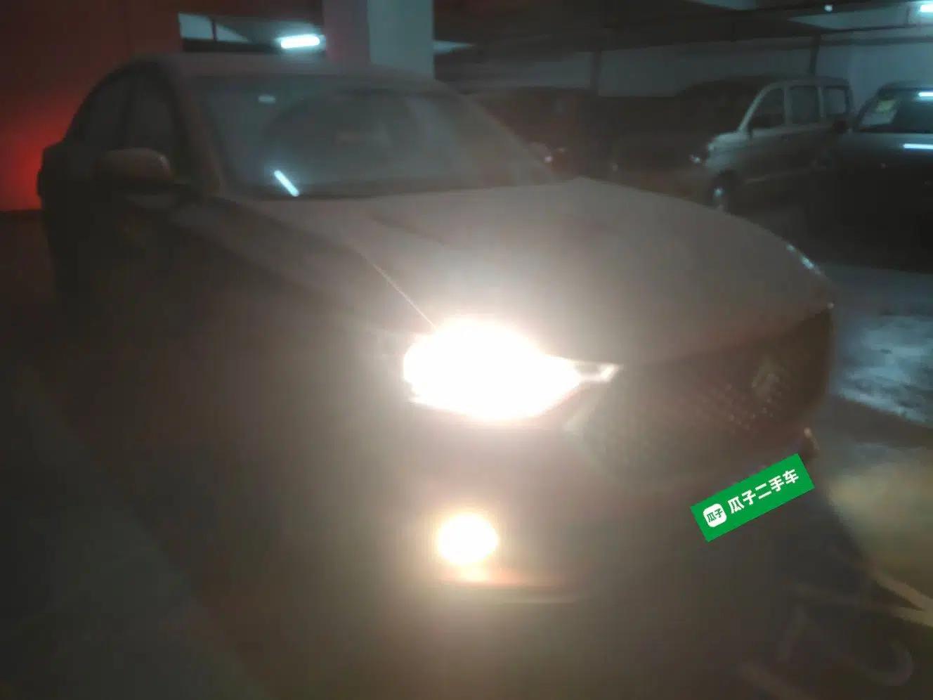 Baojun RC-6 2019 1.5T CVT 24-Hour Online Luxury Edition — миниатюра 3