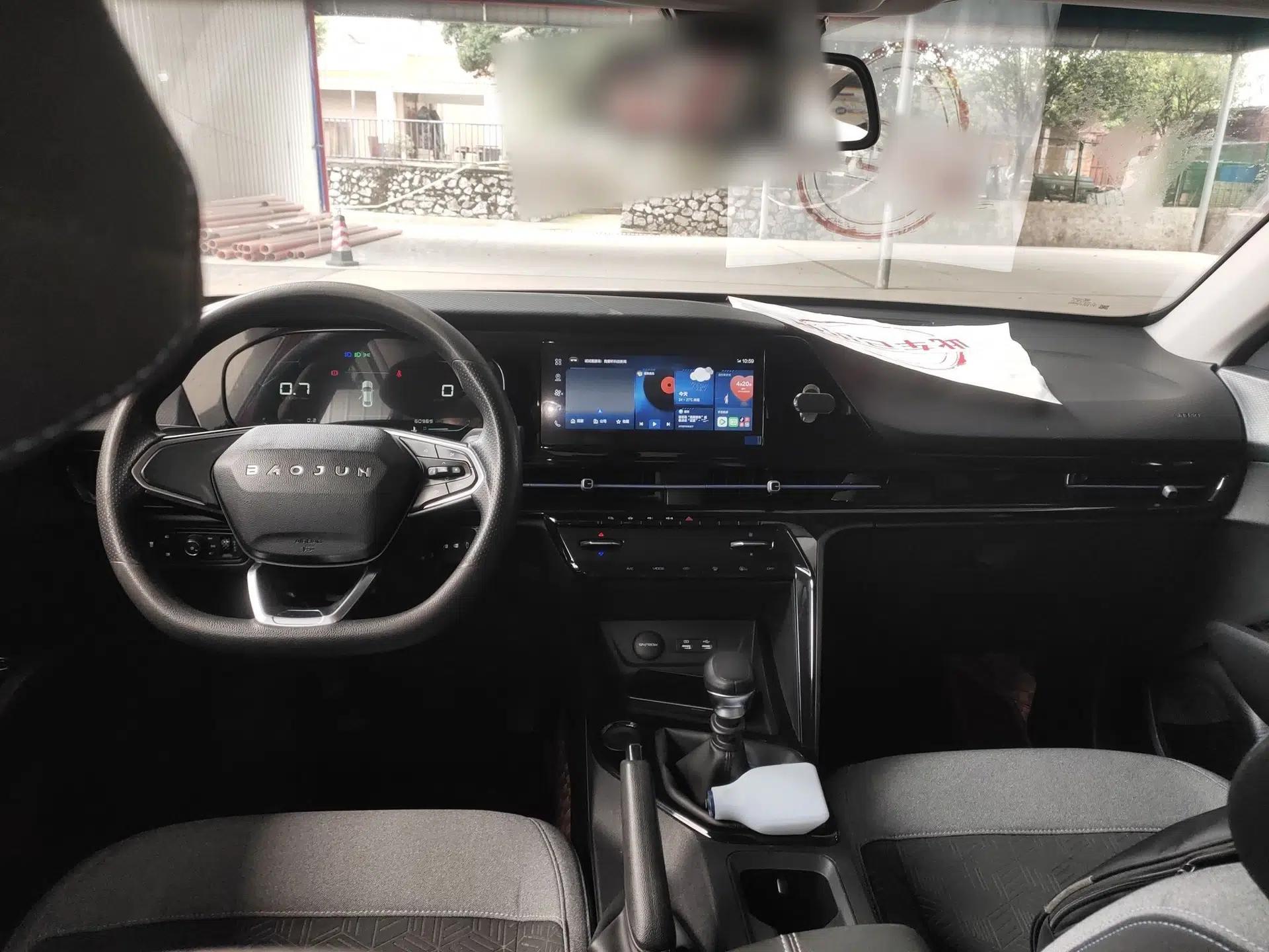 Baojun RC-6 2019 1.5T Manual Elite Version with 24-Hour Online Service — миниатюра 12
