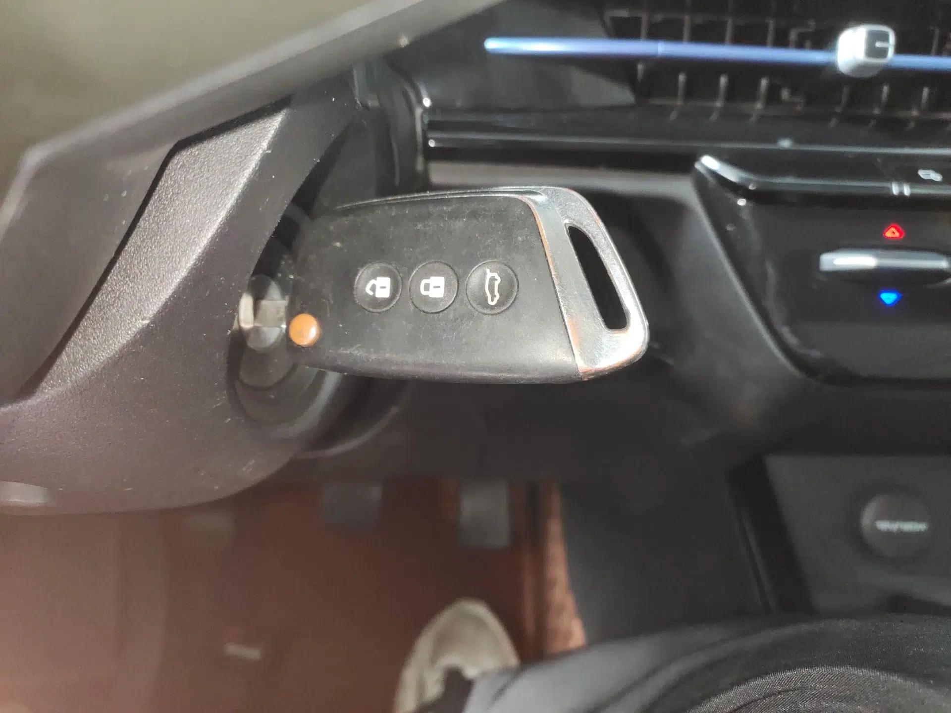 Baojun RC-6 2019 1.5T Manual Elite Version with 24-Hour Online Service — миниатюра 22