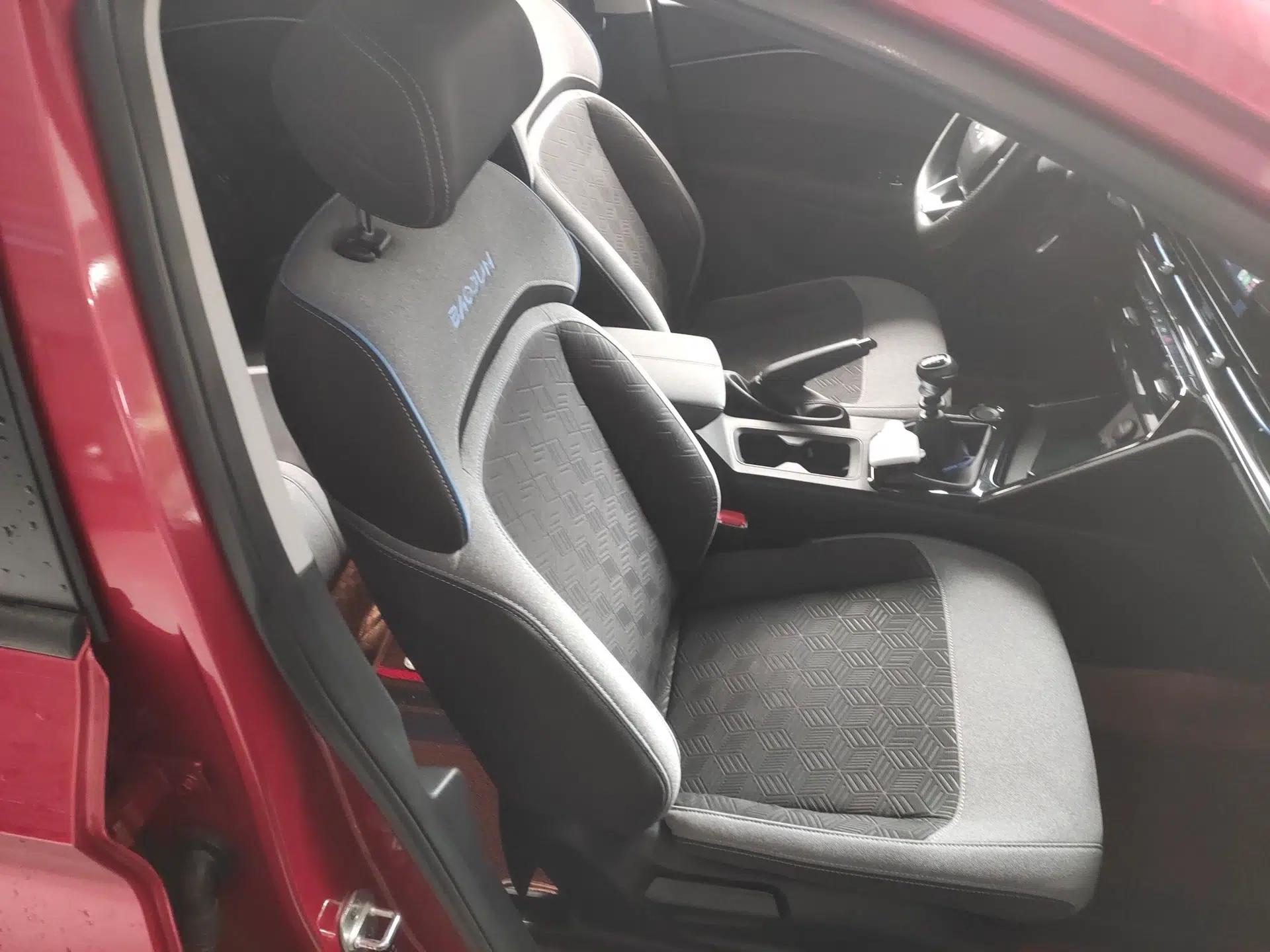 Baojun RC-6 2019 1.5T Manual Elite Version with 24-Hour Online Service — миниатюра 23