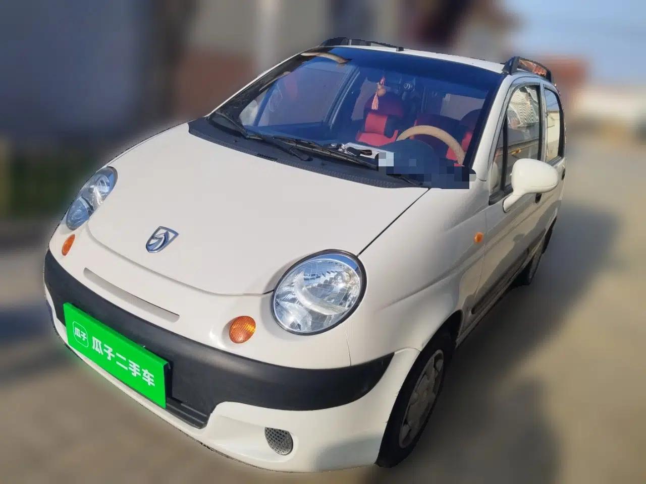 Baojun Lechi 2012 Revised 1.0L Manual P-TEC Standard Edition — миниатюра 1