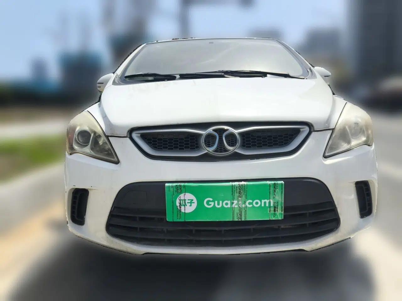 BAIC Senova D20 2015 Hatchback 1.3L Manual Leisure Edition — миниатюра 2
