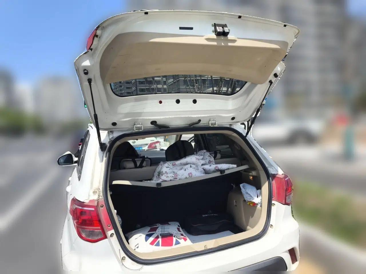 BAIC Senova D20 2015 Hatchback 1.3L Manual Leisure Edition — миниатюра 20