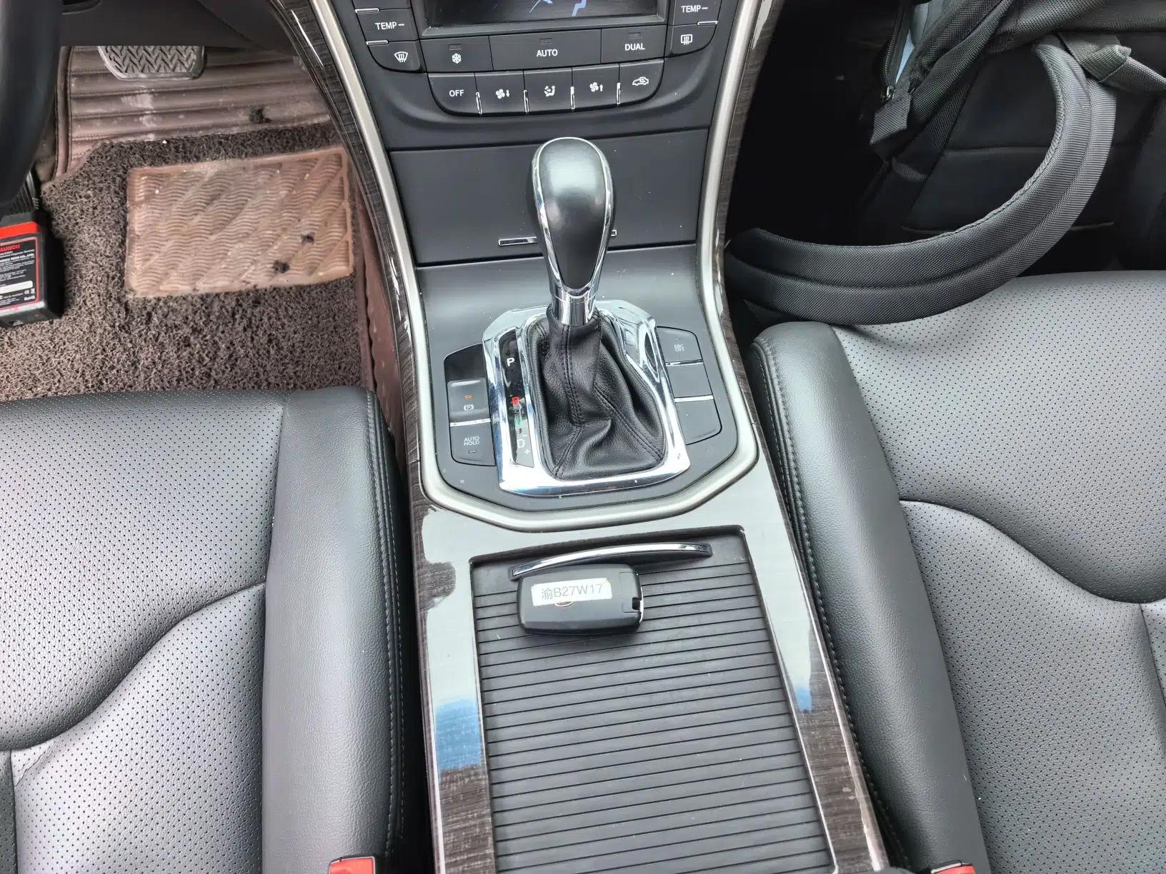 CHANGAN Raeton 2014 1.8T Automatic Prestige Anniversary Edition China IV Standard — миниатюра 17