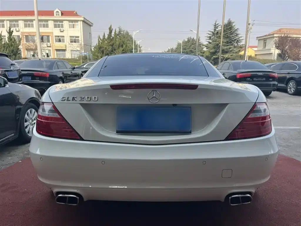 Mercedes-Benz SLK-Class 2011 SLK 200 Fashion Edition — миниатюра 12