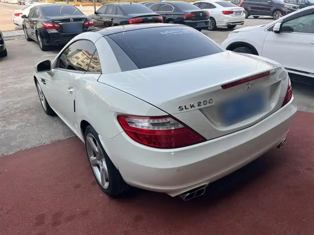 Mercedes-Benz SLK-Class 2011 SLK 200 Fashion Edition — миниатюра 10