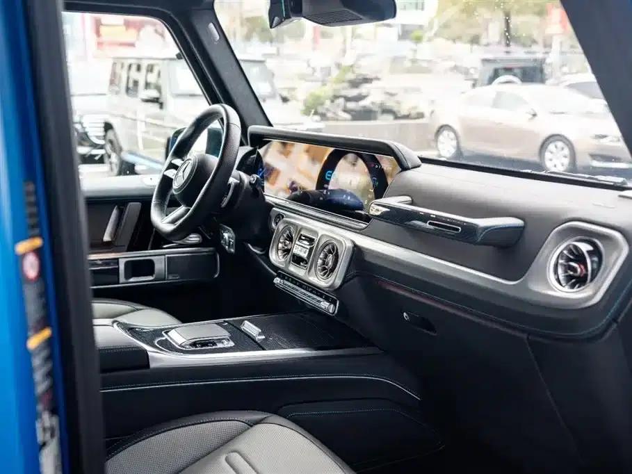 Mercedes-Benz G-Class PHEV 2025 G580 First Edition — миниатюра 13