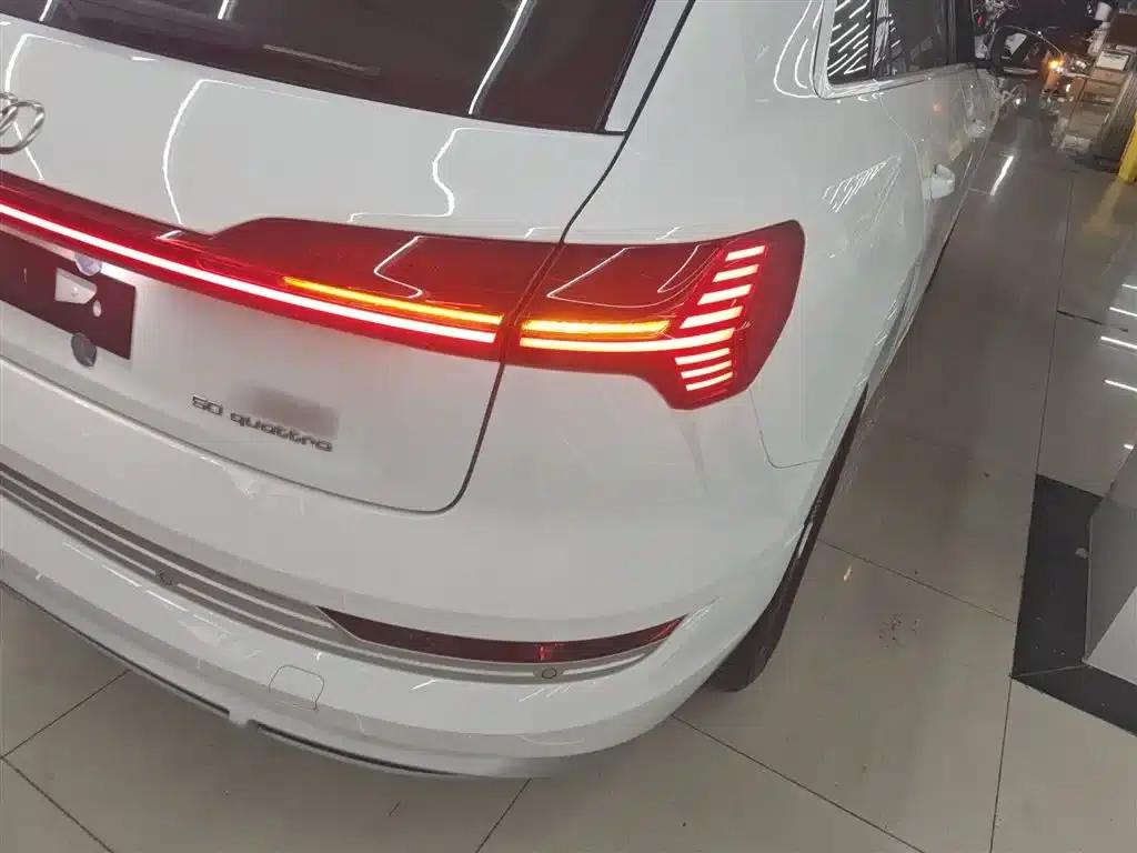 Audi e-tron 2021 50 quattro Luxury — миниатюра 8