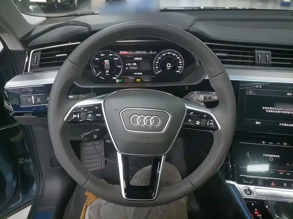 Audi e-tron 2021 50 quattro Luxury — миниатюра 8