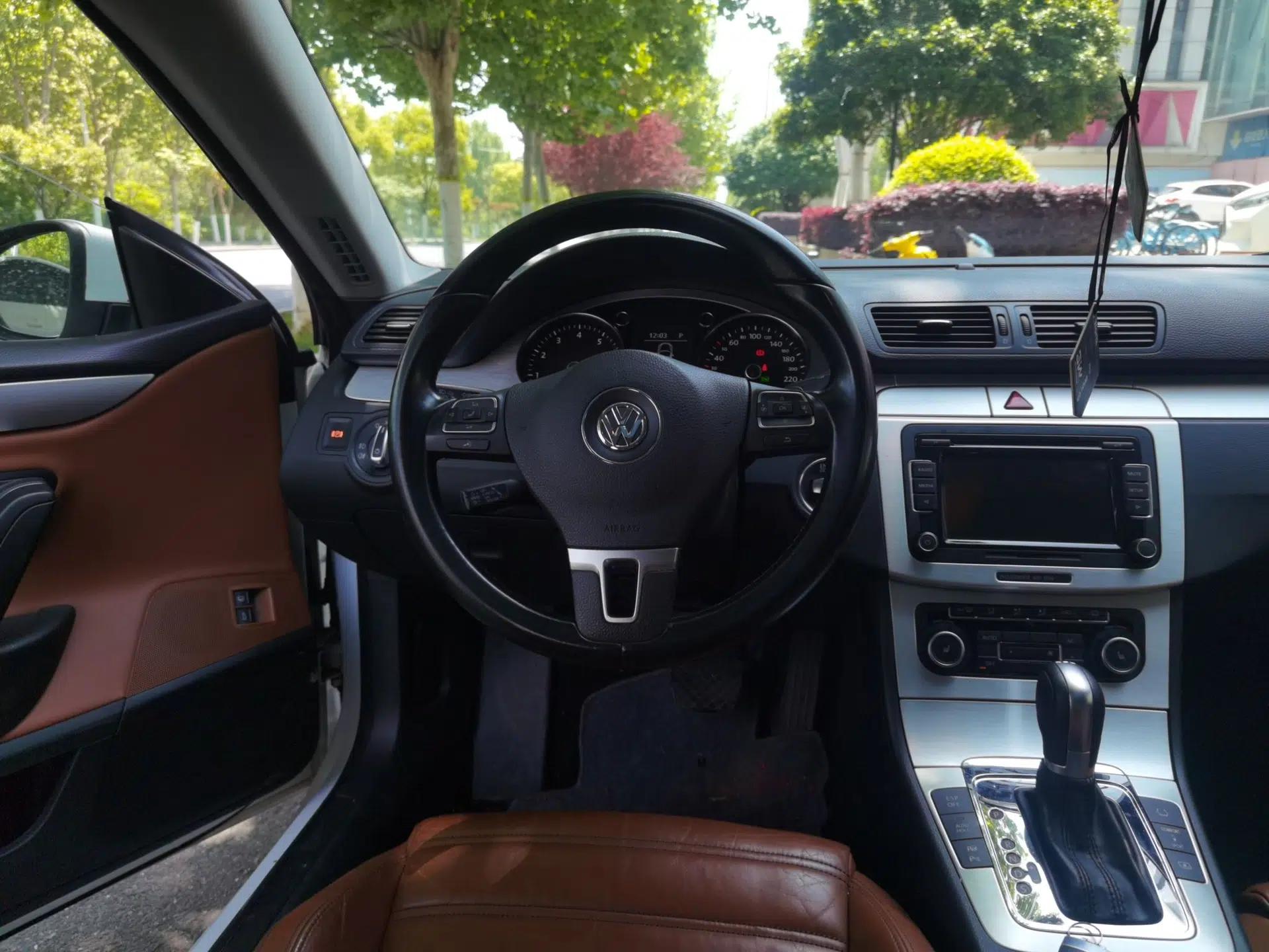 Volkswagen CC 2009 3.6 FSI Top-Trim Version — миниатюра 11