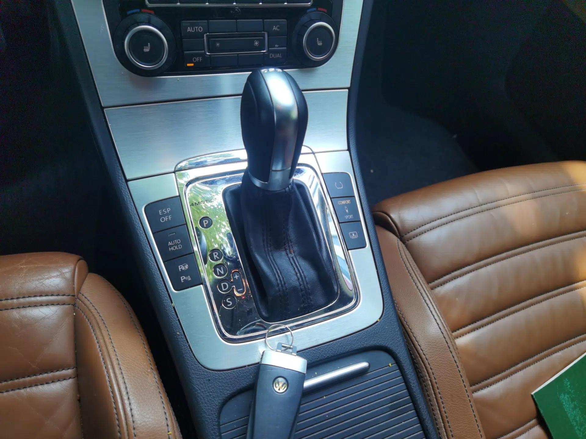 Volkswagen CC 2009 3.6 FSI Top-Trim Version — миниатюра 15