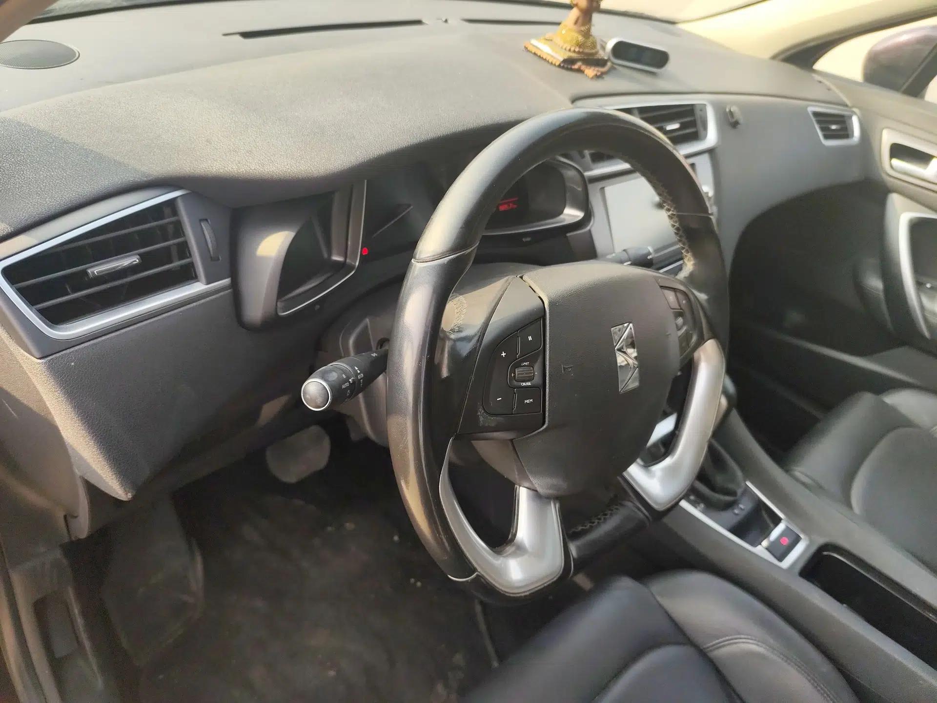 DS 5LS 2014 1.6T Elegant Version THP160 — миниатюра 12