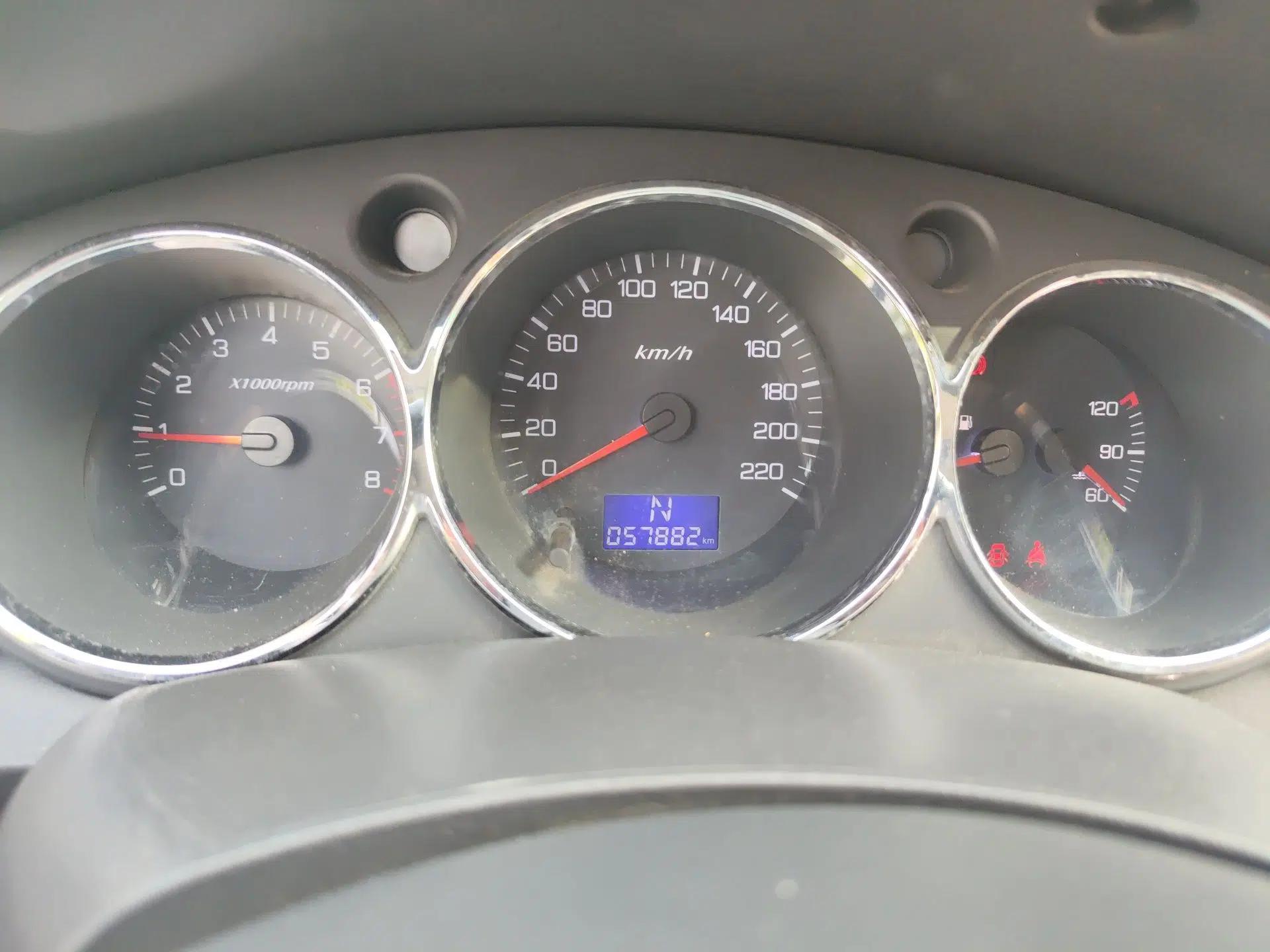 Dongfeng Aeolus H30 2012 1.6L Automatic Prestige Model — миниатюра 12