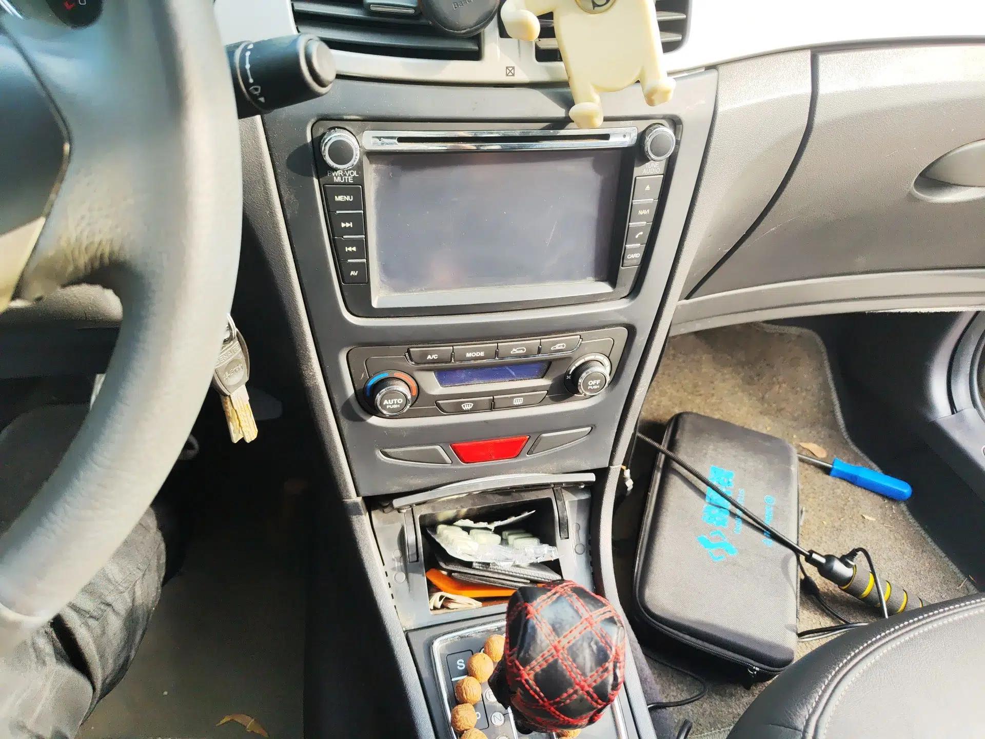 Dongfeng Aeolus H30 2012 1.6L Automatic Prestige Model — миниатюра 14