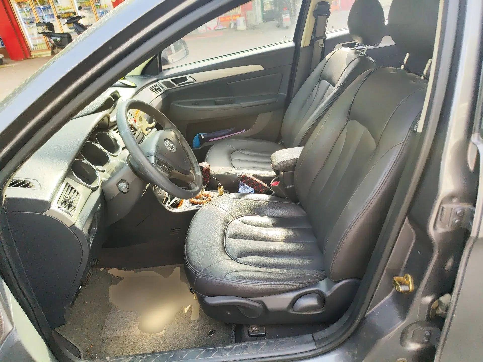 Dongfeng Aeolus H30 2012 1.6L Automatic Prestige Model — миниатюра 16