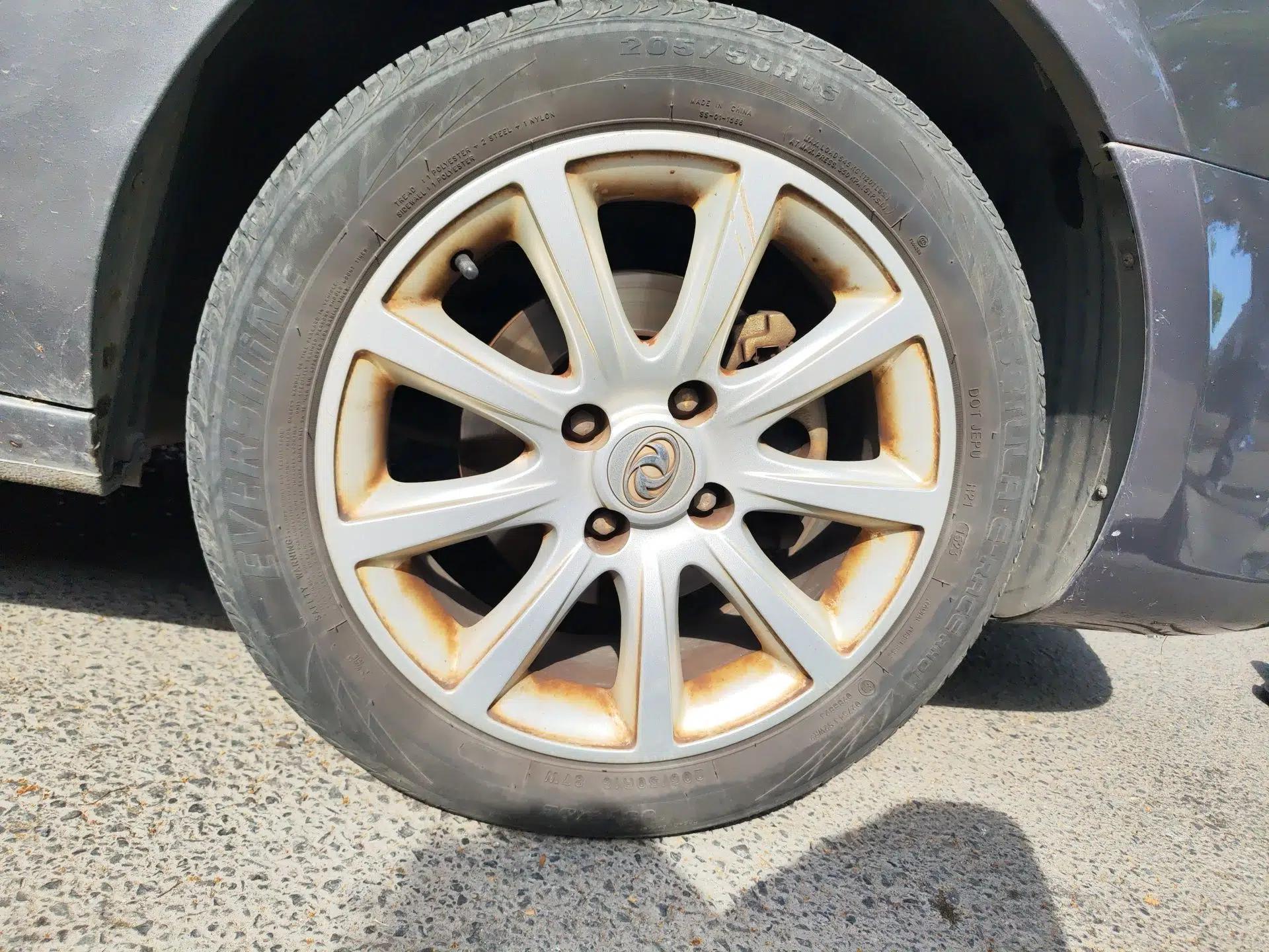 Dongfeng Aeolus H30 2012 1.6L Automatic Prestige Model — миниатюра 8