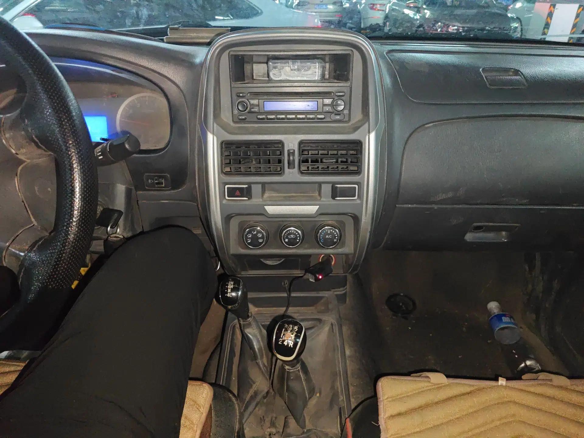 Dongfeng Ruichi 2015 2.4L Elite Edition Gasoline 4x4 Standard Trim ZG24 — миниатюра 14
