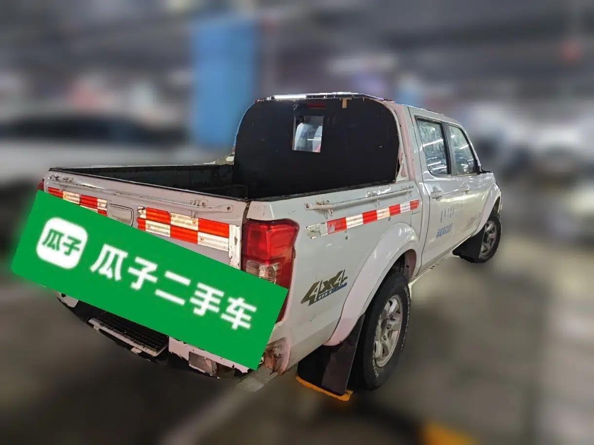 Dongfeng Ruichi 2015 2.4L Elite Edition Gasoline 4x4 Standard Trim ZG24 — миниатюра 6