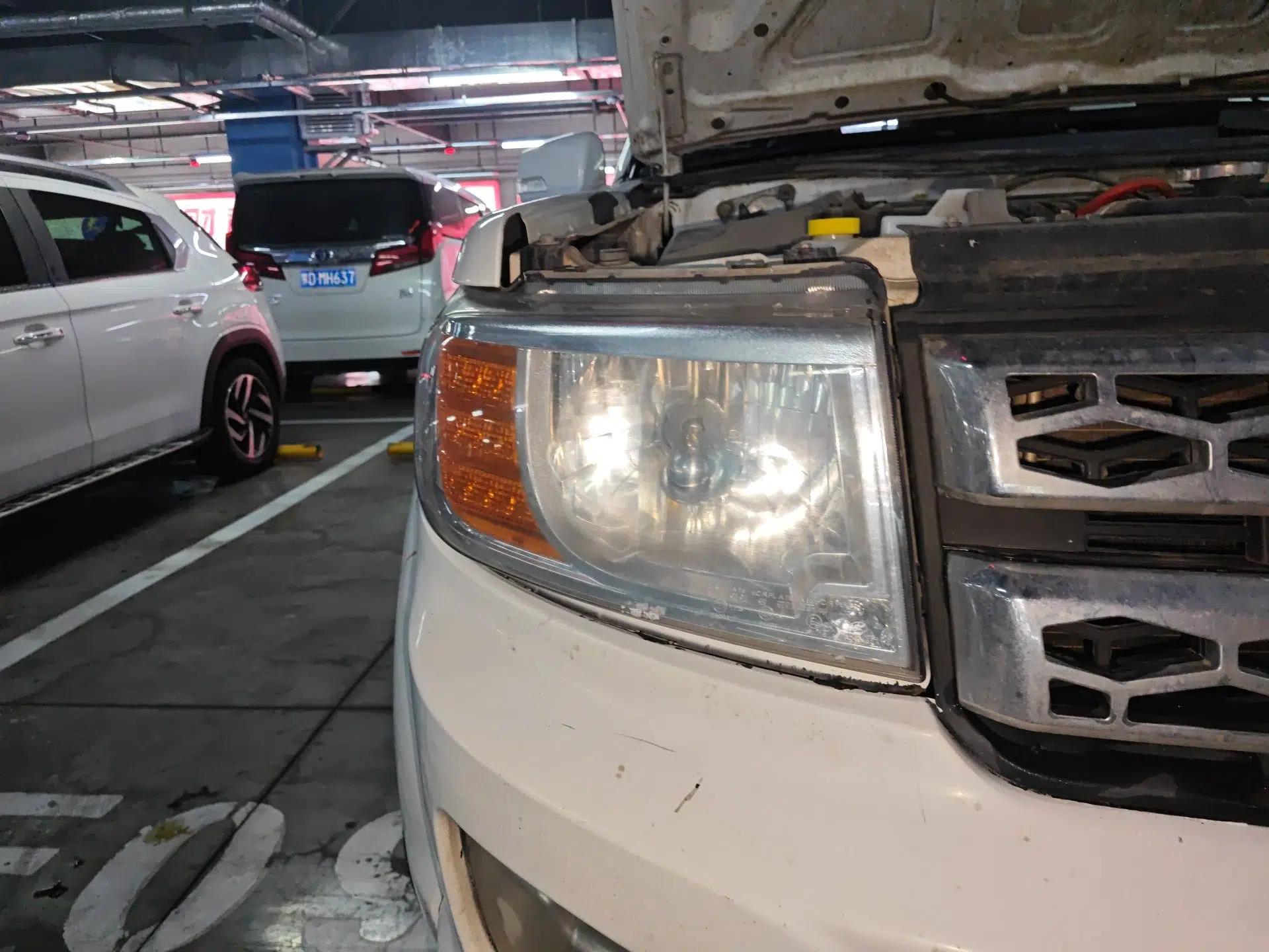 Dongfeng Ruichi 2015 2.4L Elite Edition Gasoline 4x4 Standard Trim ZG24 — миниатюра 7