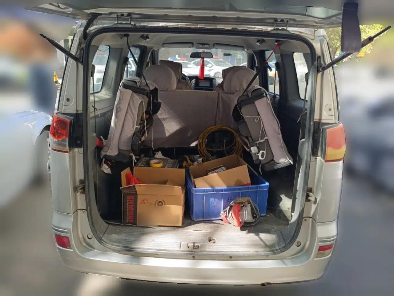 Dongfeng Shuaike 2013 Revised Version 1.5L Manual Standard Edition 7 Seats China V Emission Standard — миниатюра 20