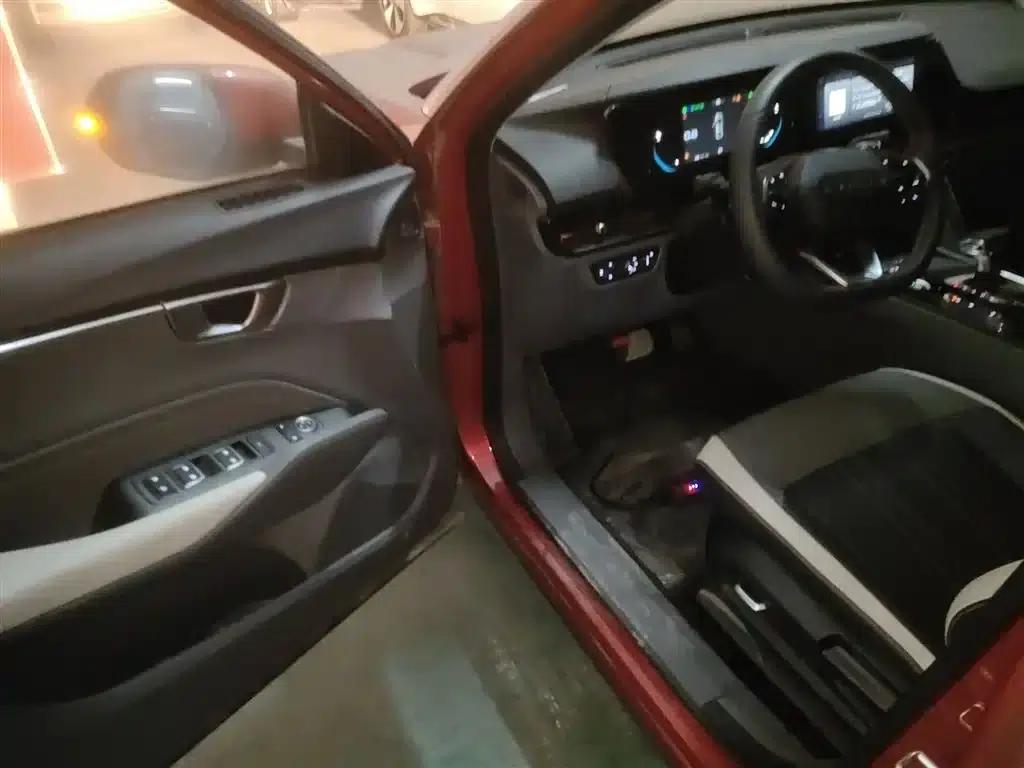 Baojun RC-6 2019 1.5T CVT 24-Hour Online Luxury Edition — миниатюра 16