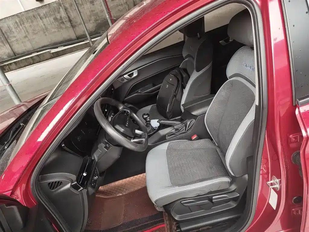 Baojun RC-6 2019 1.5T Manual Elite Model (24-Hour Online Service) — миниатюра 15