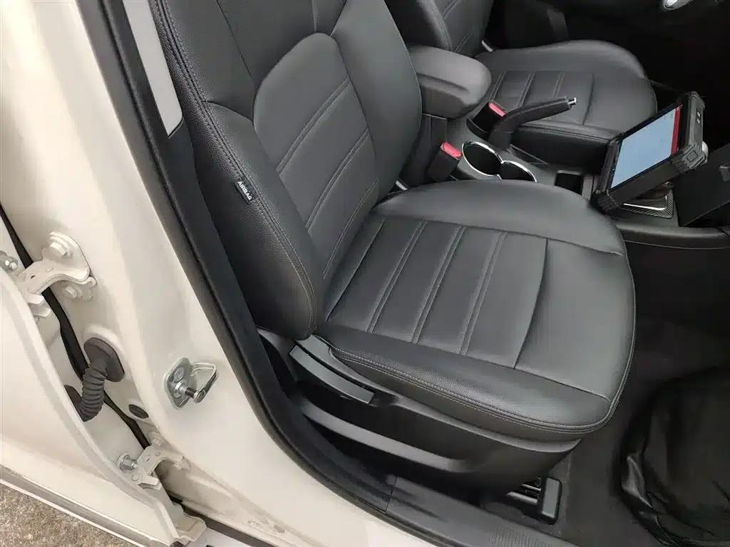 2015 Senova X65 2.0T Automatic Elite — миниатюра 25