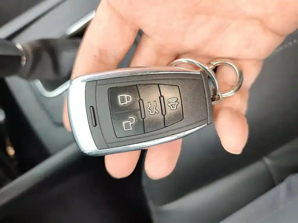 2015 Senova X65 2.0T Automatic Elite — миниатюра 9