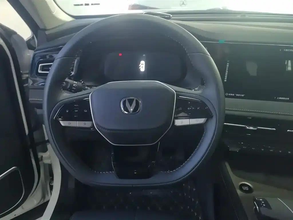Changan X7 PLUS 2024 1.5T Automatic Premium 7-seater — миниатюра 11