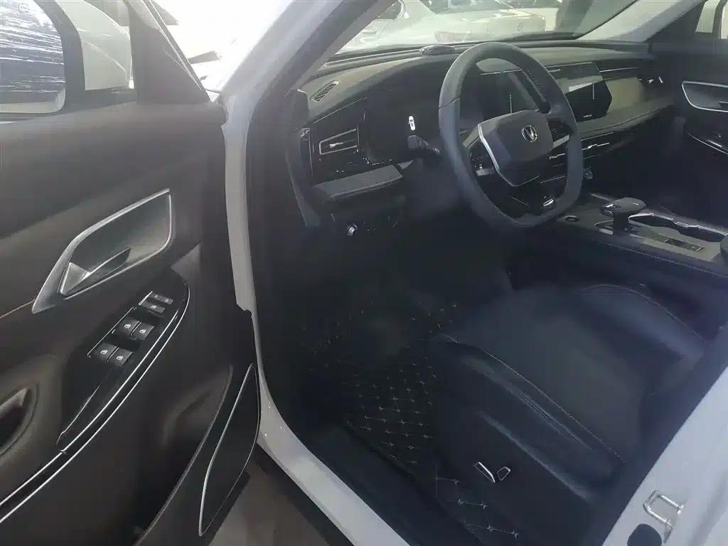 Changan X7 PLUS 2024 1.5T Automatic Premium 7-seater — миниатюра 16