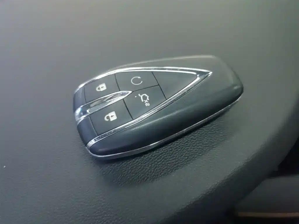 Changan X7 PLUS 2024 1.5T Automatic Premium 7-seater — миниатюра 9