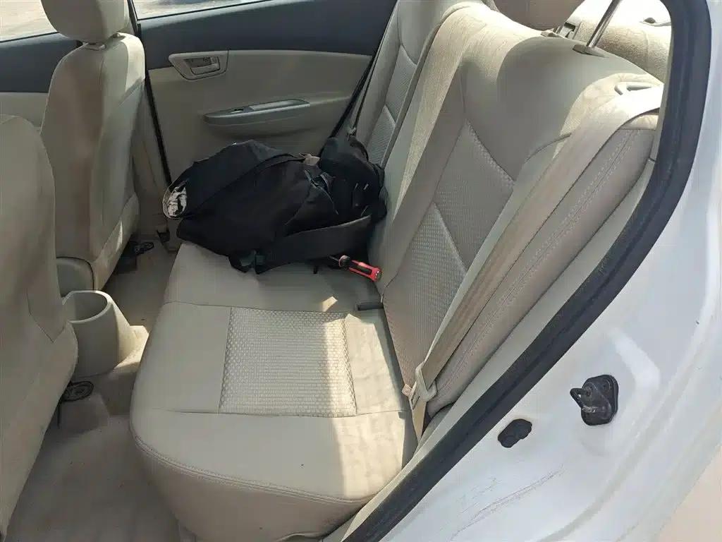 Yuexiang V5 2012 1.5L Manual Sport (National IV Emission Standard) — миниатюра 17